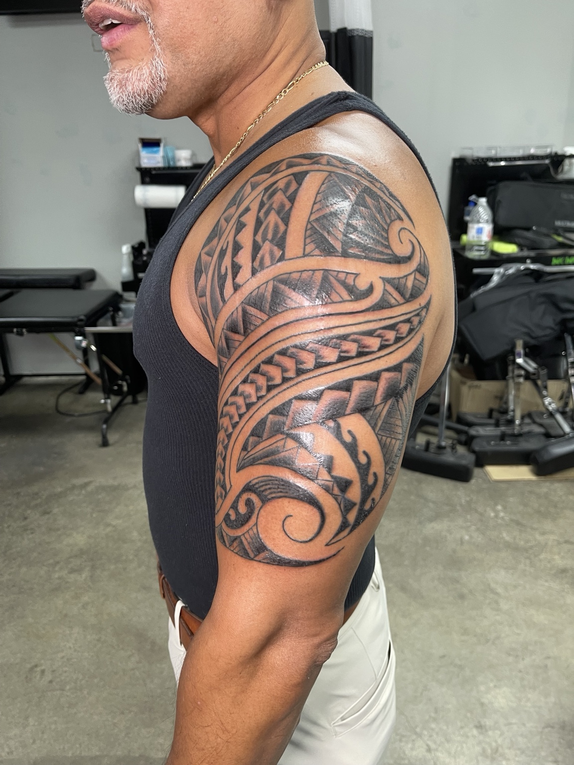 Polynesian upper arm tattoo alternate view